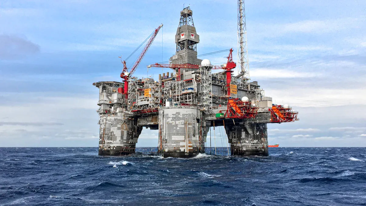 Oil Drilling Rig 650HP Powers Deep Holes – CEGC