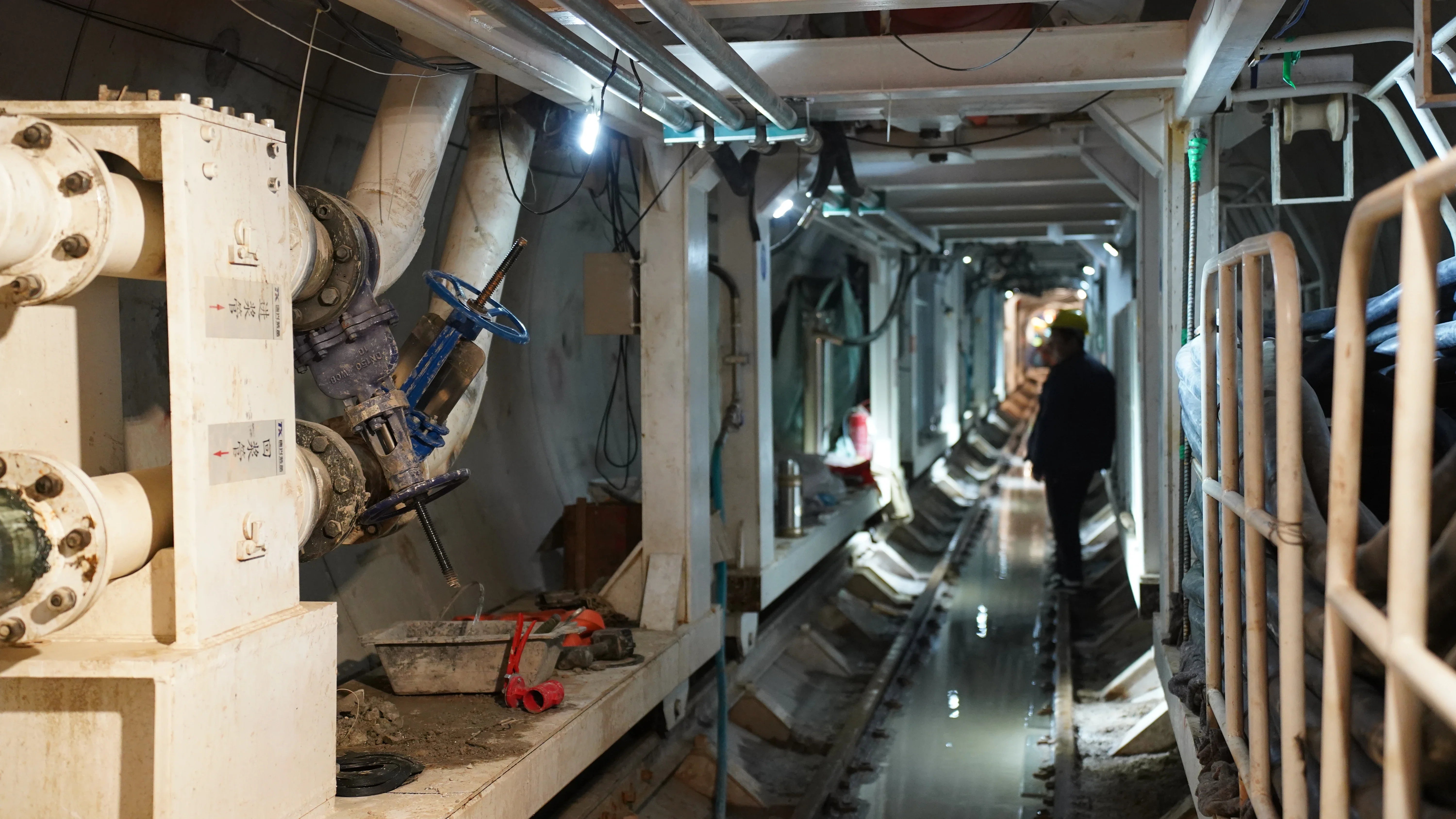 micro tunneling grout control protects adjacent basements – CEGC